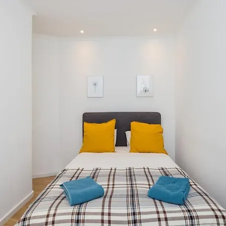 Ola - Alfama Iii Апартаменты *